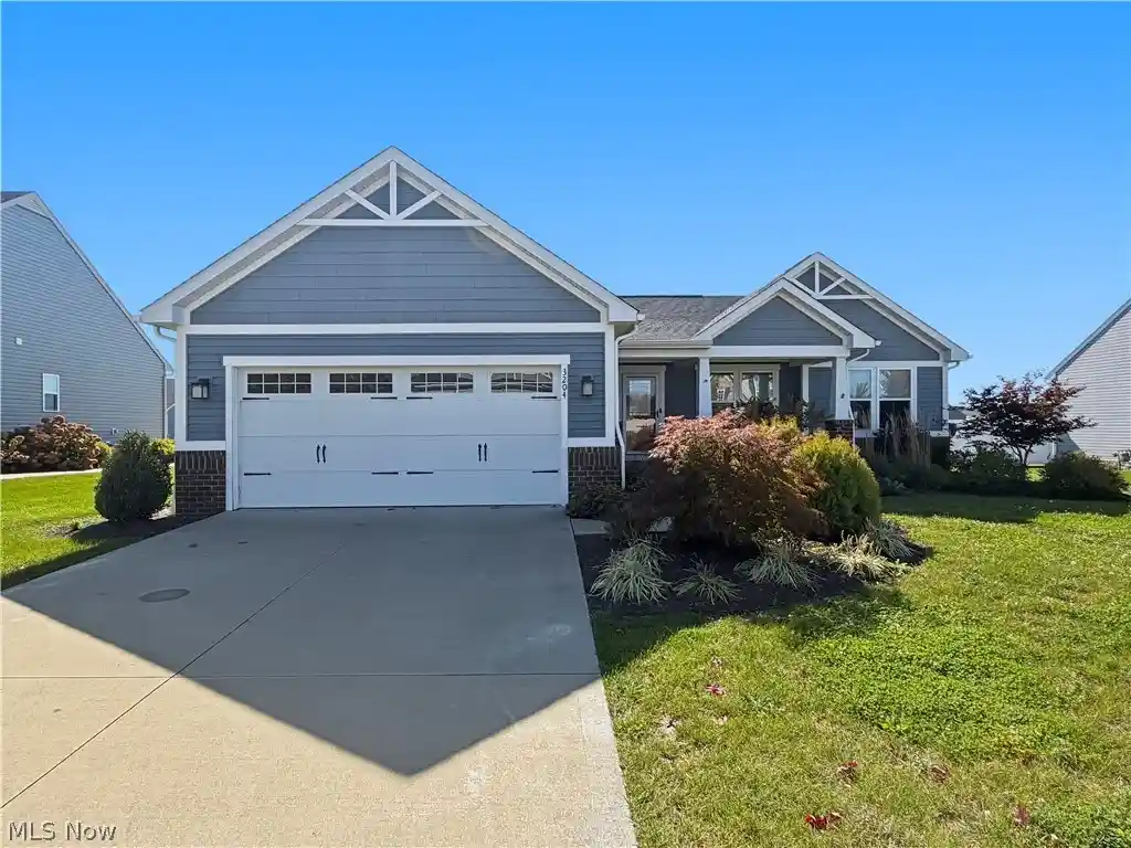 Photo 1 of Single family home for sale at 3204 Boettler St Ne, Canton, OH 44721 | MLS# 5252328 | Listing updated on 2026-10-22