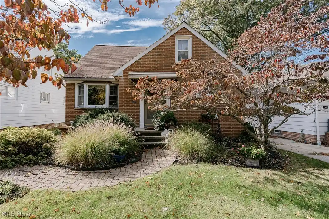Single family home for sale at 1186 Homestead Rd, Cleveland, OH 44121 | MLS# 5252538