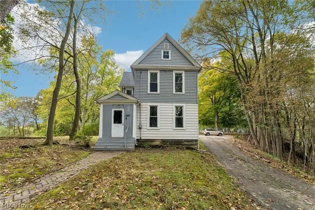 Single family home for sale at 160 N Valley St, Akron, OH 44303 | MLS# 5253527