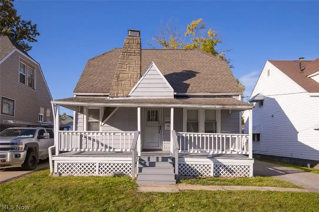 Photo 1 of Single family home for sale at 18761 Raymond St, Maple Heights, OH 44137 | MLS# 5252523 | Listing updated on 2026-10-30
