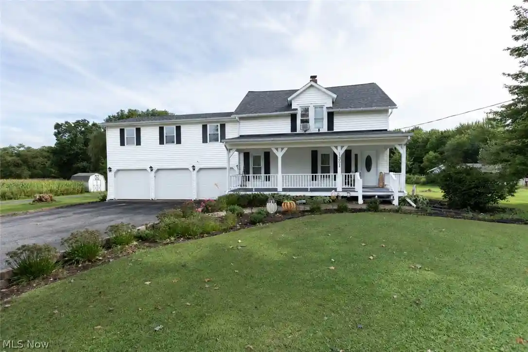 Photo 1 of Single family home for sale at 15911 Gar Hwy, Montville, OH 44064 | MLS# 5253036 | Listing updated on 2026-10-23