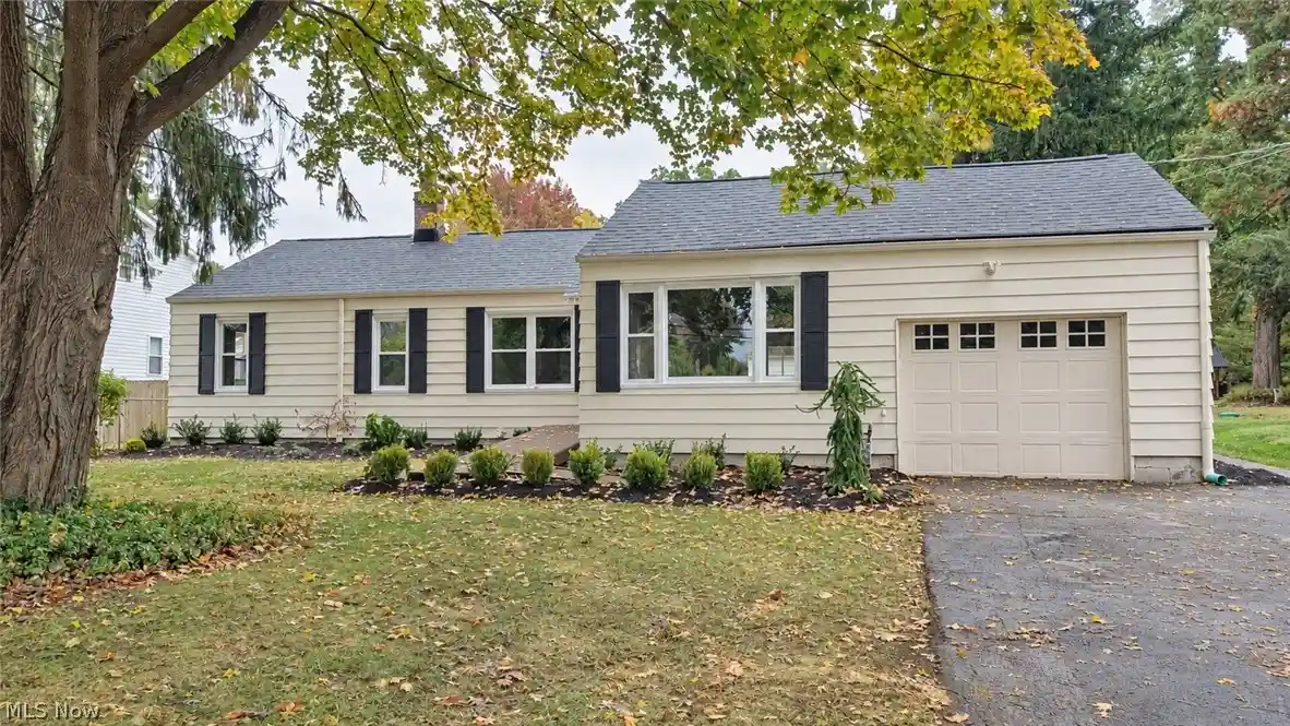 Single family home for sale at 237 N Turner Rd, Austintown, OH 44515 | MLS# 5253596