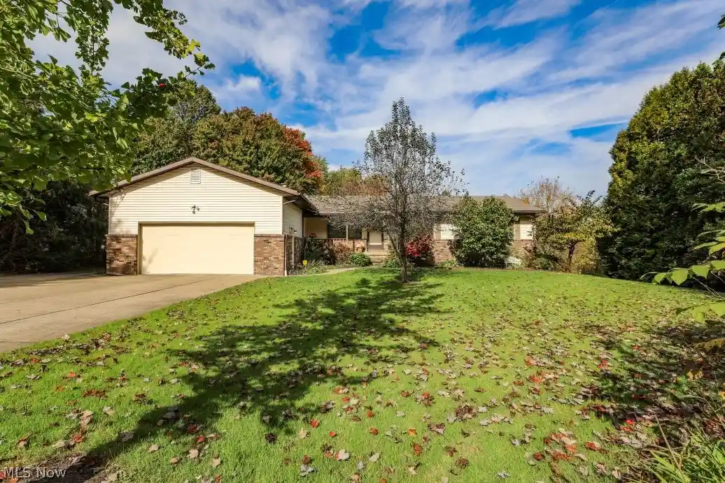 Photo 1 of Single family home for sale at 1835 Lynn Rd, Kent, OH 44240 | MLS# 5253228 | Listing updated on 2026-10-20