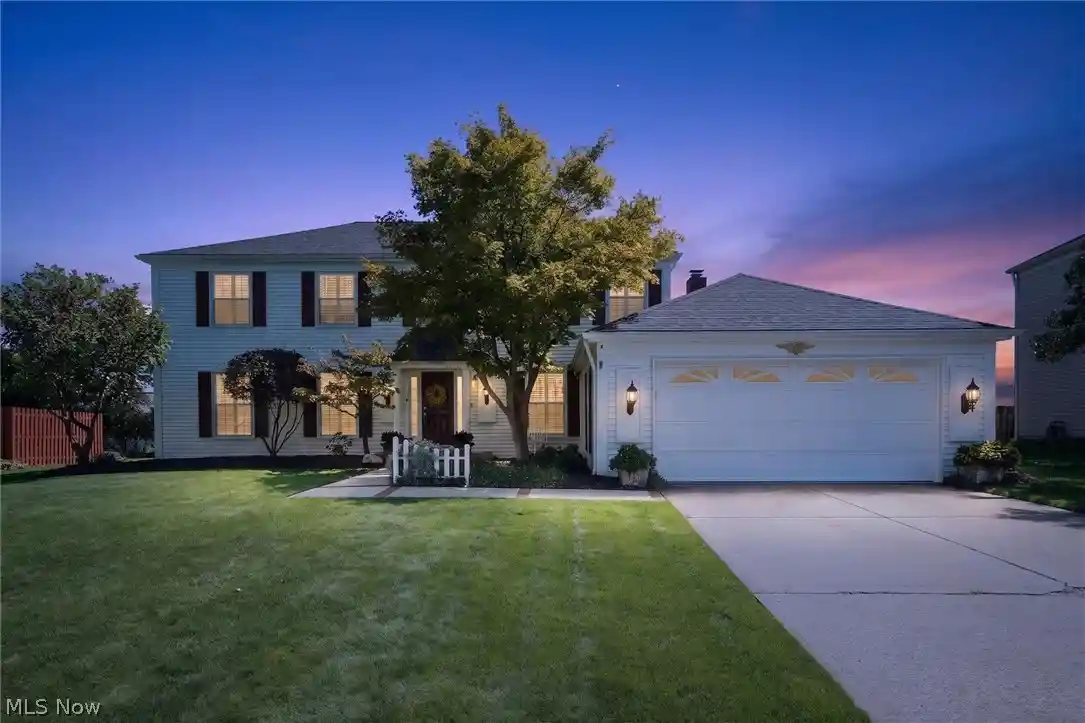 Photo 1 of Single family home for sale at 17167 Misty Lake Dr, Strongsville, OH 44136 | MLS# 5252321 | Listing updated on 2026-10-18