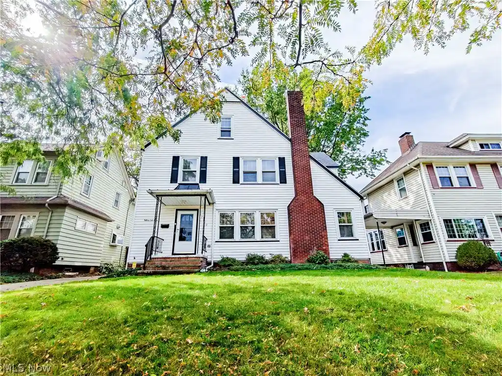 Photo 1 of Single family home for sale at 17410 E Park Dr, Cleveland, OH 44119 | MLS# 5253417 | Listing updated on 2026-10-16