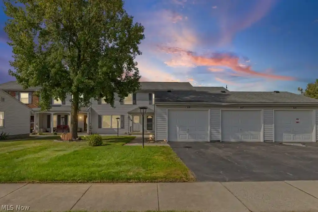 Photo 1 of Condo for sale at 1395 S Azalea Blvd, Barberton, OH 44203 | MLS# 5253547 | Listing updated on 2026-10-22