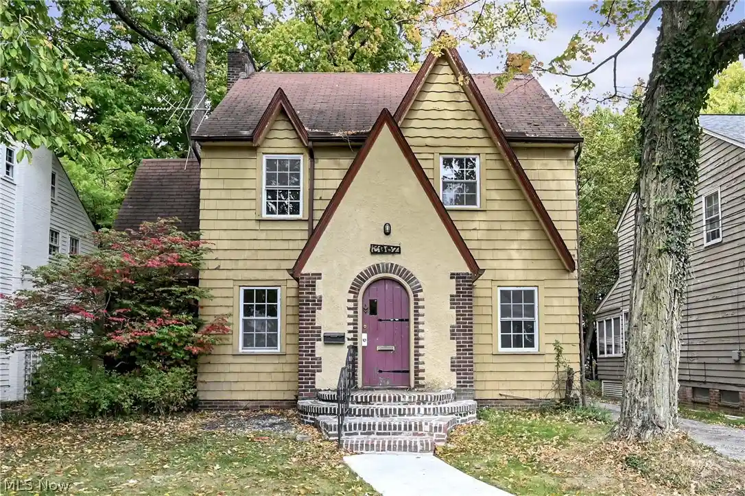 Photo 1 of Single family home for sale at 3967 Bluestone Rd, Cleveland, OH 44121 | MLS# 5253137 | Listing updated on 2026-10-23