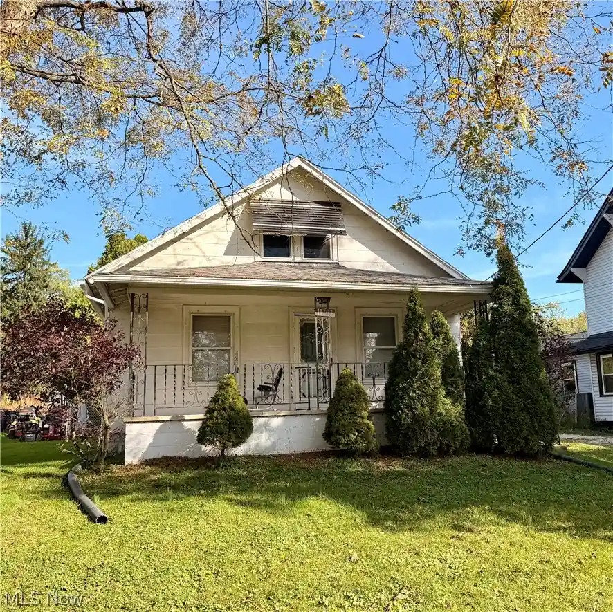 Photo 1 of Single family home for sale at 11703 Lincoln Way Nw, Massillon, OH 44647 | MLS# 5249740 | Listing updated on 2026-10-22