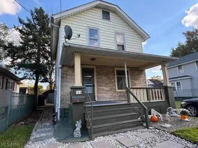 Photo 1 of Single family home for sale at 729 Bonnie Brae Ave Se, Warren, OH 44484 | MLS# 5253394 | Listing updated on 2026-10-30