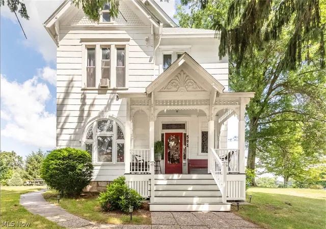 Photo 1 of Single family home for sale at 501 E Main St, Barnesville, OH 43713 | MLS# 5253835 | Listing updated on 2026-10-29