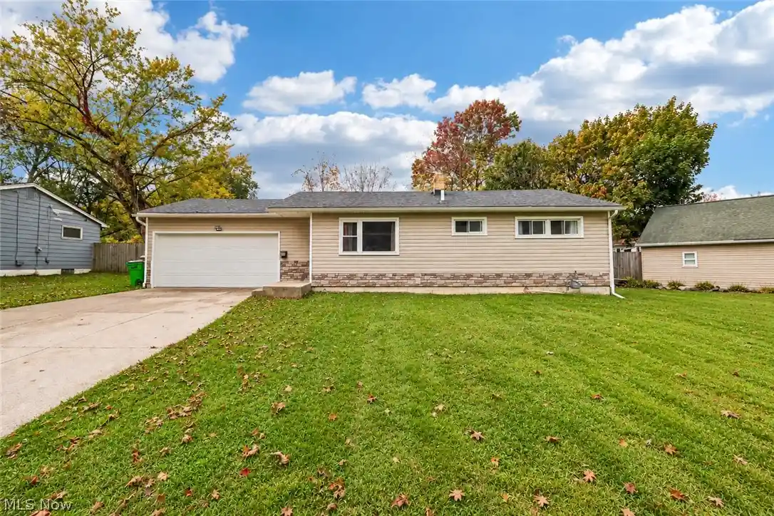 Single family home for sale at 30 Taylor Rd, Barberton, OH 44203 | MLS# 5253284