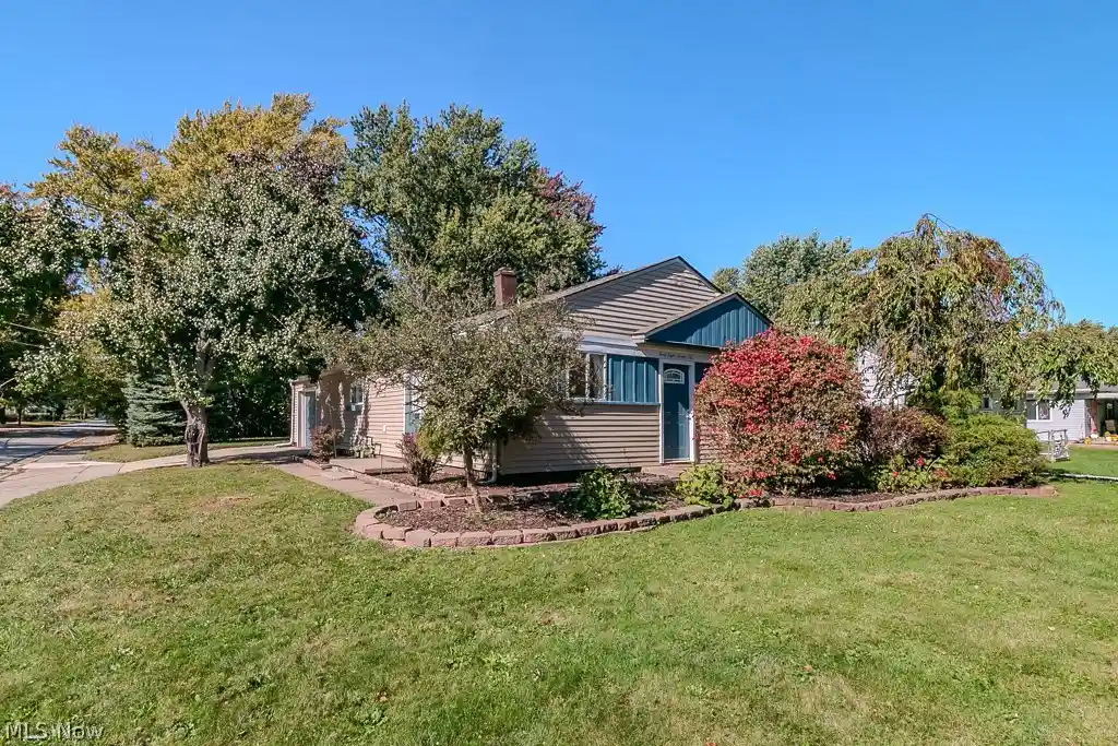 Single family home for sale at 4826 Belle Meadow Rd, Mentor, OH 44060 | MLS# 5251125