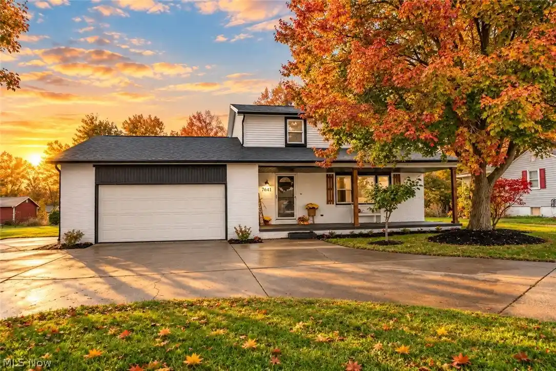 Photo 1 of Single family home for sale at 7641 Ravenna Ave, Louisville, OH 44641 | MLS# 5253578 | Listing updated on 2026-10-17