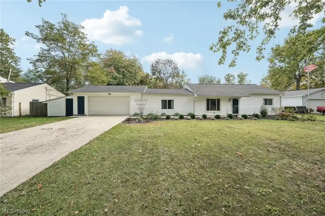 Single family home for sale at 6068 Glasgow St, Madison, OH 44057 | MLS# 5253134
