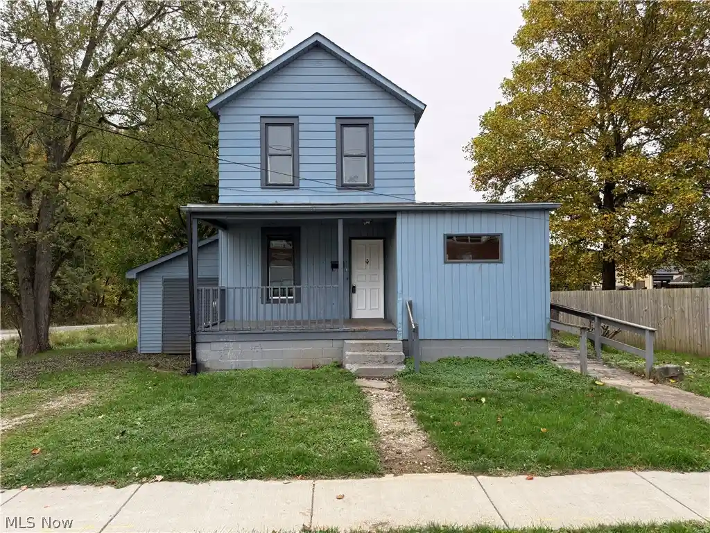 Photo 1 of Single family home for sale at 228 Pritchard Ave, Lisbon, OH 44432 | MLS# 5253468 | Listing updated on 2026-10-17