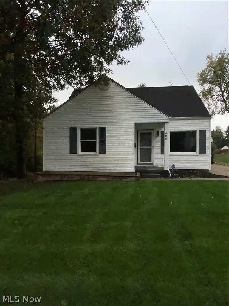 Photo 1 of Sale Pending at 686 Prentiss Ave, Akron, OH 44306 | MLS# 5253260 | Listing updated on 2026-10-30