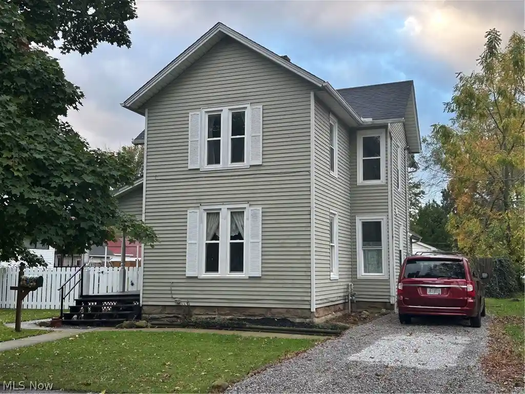 Single family home for sale at 117 Magyar St, Wellington, OH 44090 | MLS# 5253765