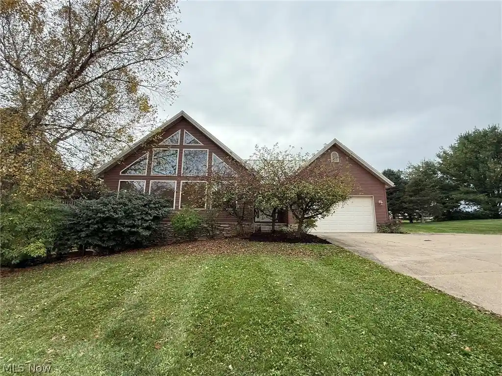 Single family home for sale at 10387 Private Rd 275, Millersburg, OH 44654 | MLS# 5253979