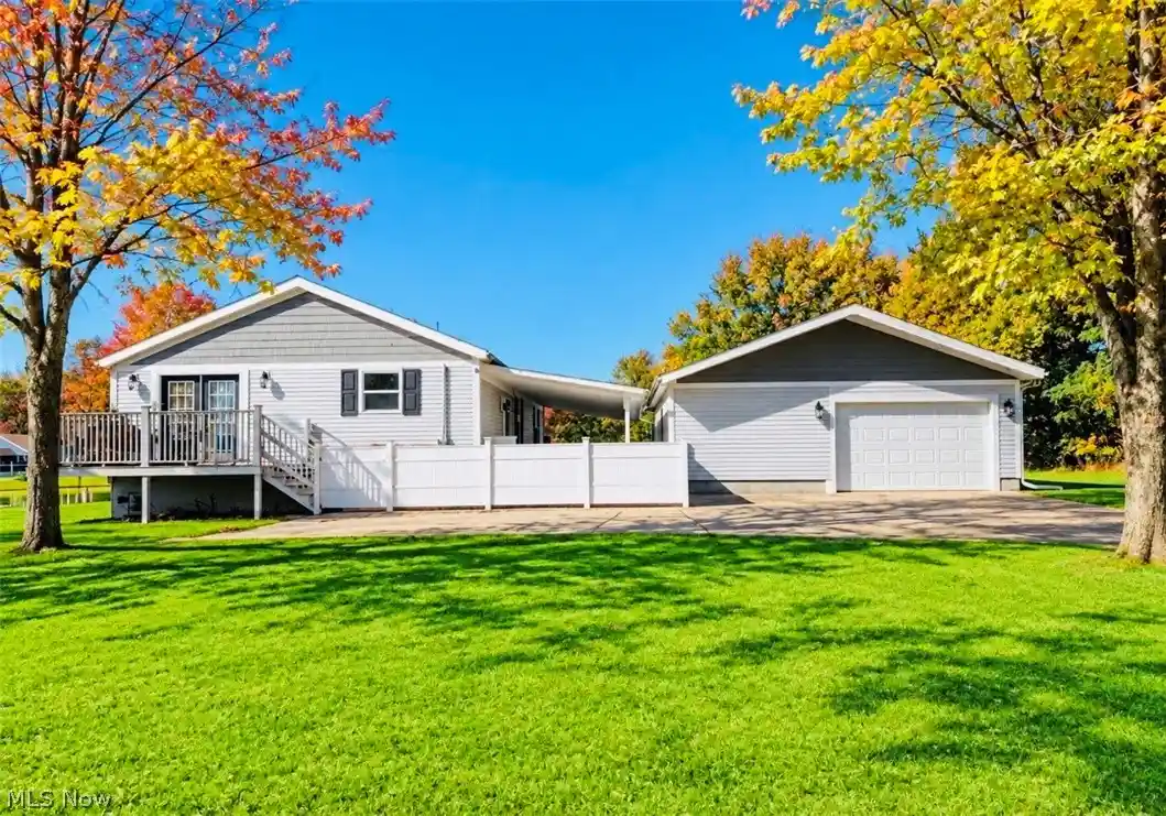 Photo 1 of Single family home for sale at 3585 Jefferson Rd, Ashtabula, OH 44004 | MLS# 5254064 | Listing updated on 2026-10-26