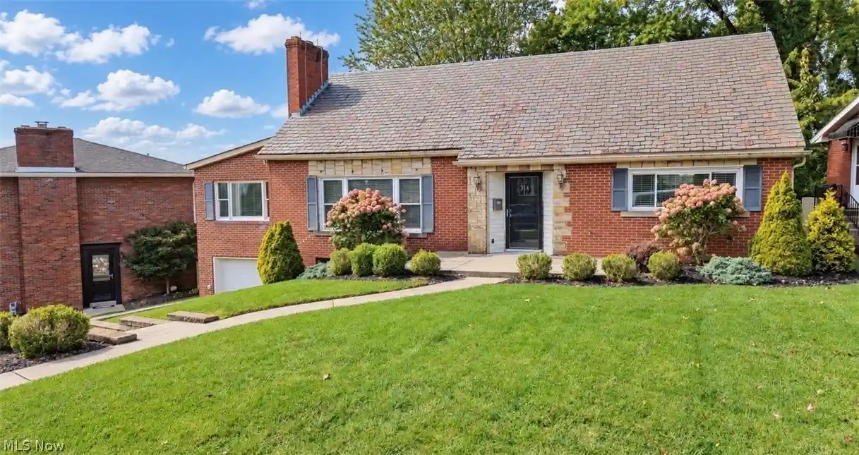 Photo 1 of Single family home for sale at 394 Shady Ave, Steubenville, OH 43952 | MLS# 5254094 | Listing updated on 2026-10-18