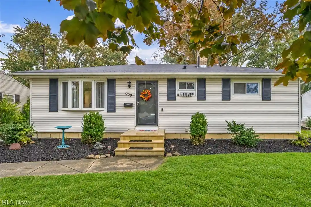 Photo 1 of Sale Pending at 653 Lucille Dr, Elyria, OH 44035 | MLS# 5253746 | Listing updated on 2026-10-20