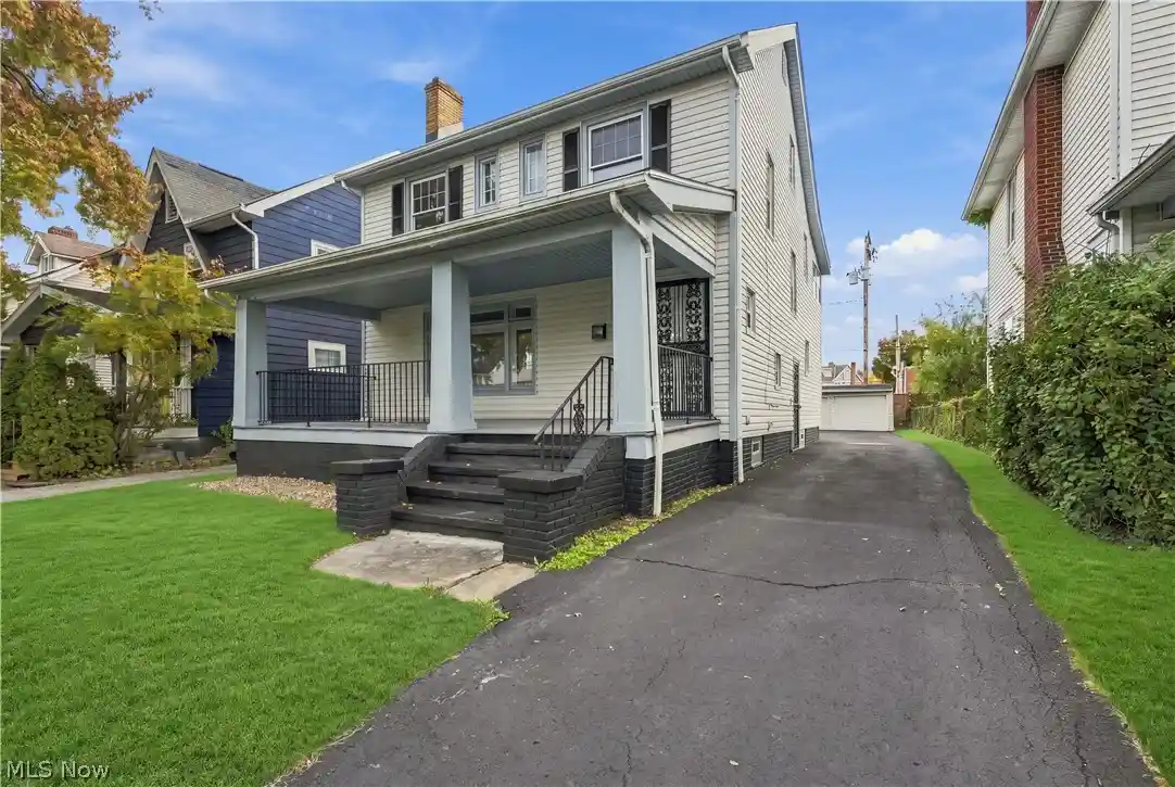 Photo 1 of Single family home for sale at 2119 Hampstead Rd, Cleveland Heights, OH 44118 | MLS# 5254188 | Listing updated on 2026-10-25