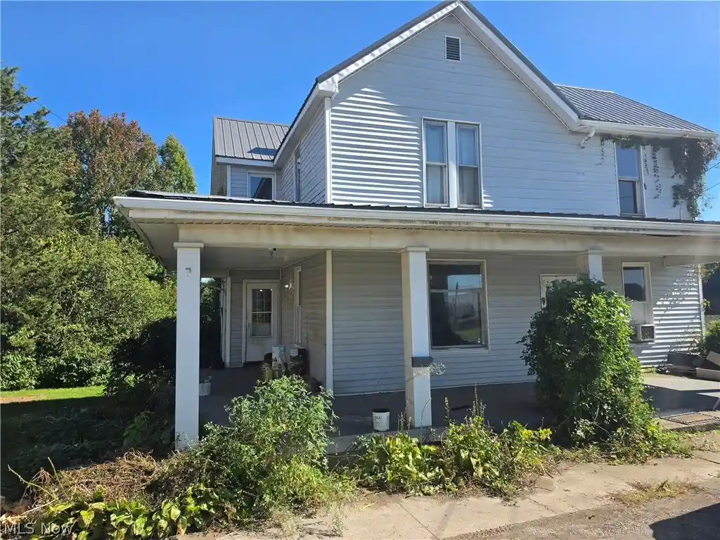 Single family home for sale at 307 Henderson St, Barnesville, OH 43713 | MLS# 5254200