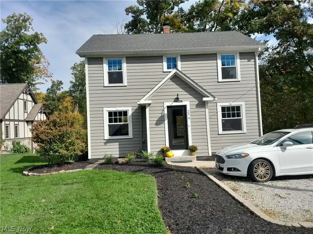 Photo 1 of Single family home for sale at 274 Chagrin Blvd, Chagrin Falls, OH 44022 | MLS# 5254128 | Listing updated on 2026-10-19
