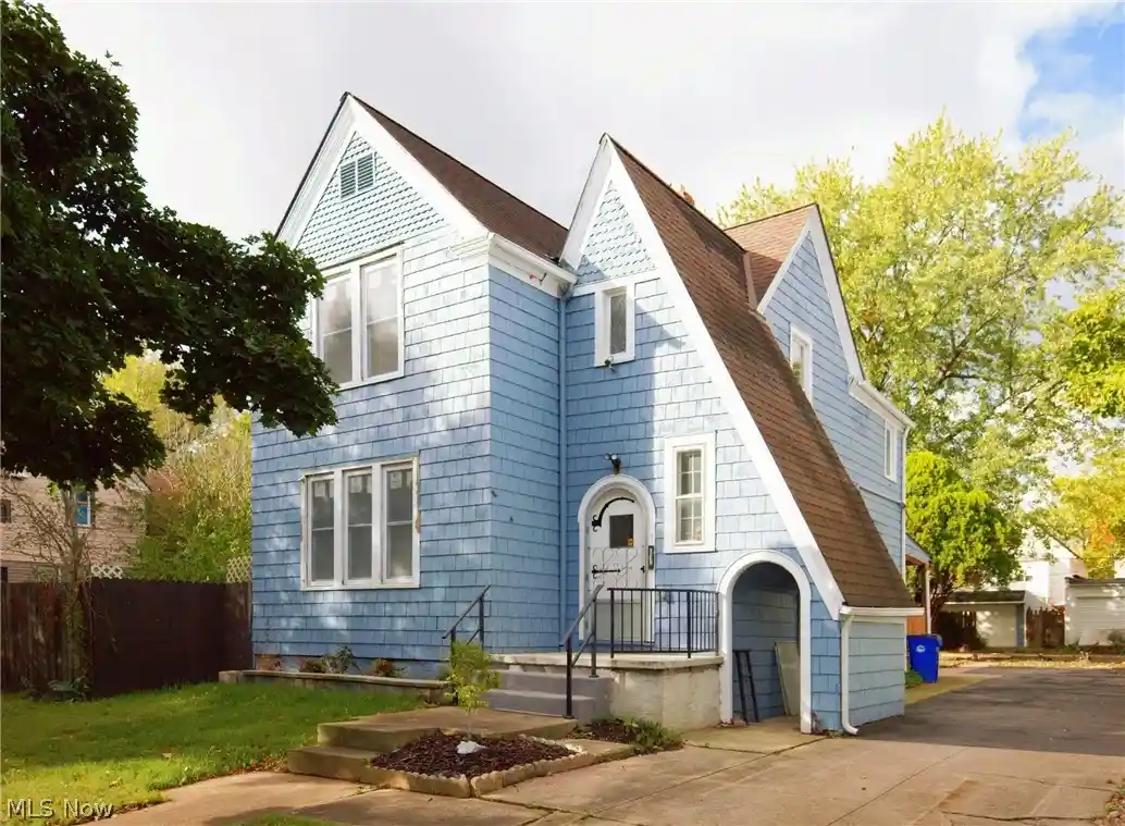 Photo 1 of Single family home for sale at 2146 W 95th Street, Cleveland, OH 44102 | MLS# 5254195 | Listing updated on 2026-10-19