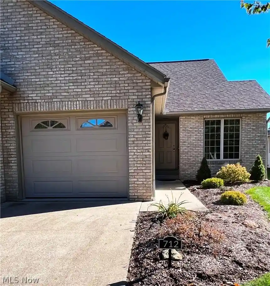 Photo 1 of Condo for sale at 712 Parkview Dr, Dover, OH 44622 | MLS# 5254237 | Listing updated on 2026-10-27