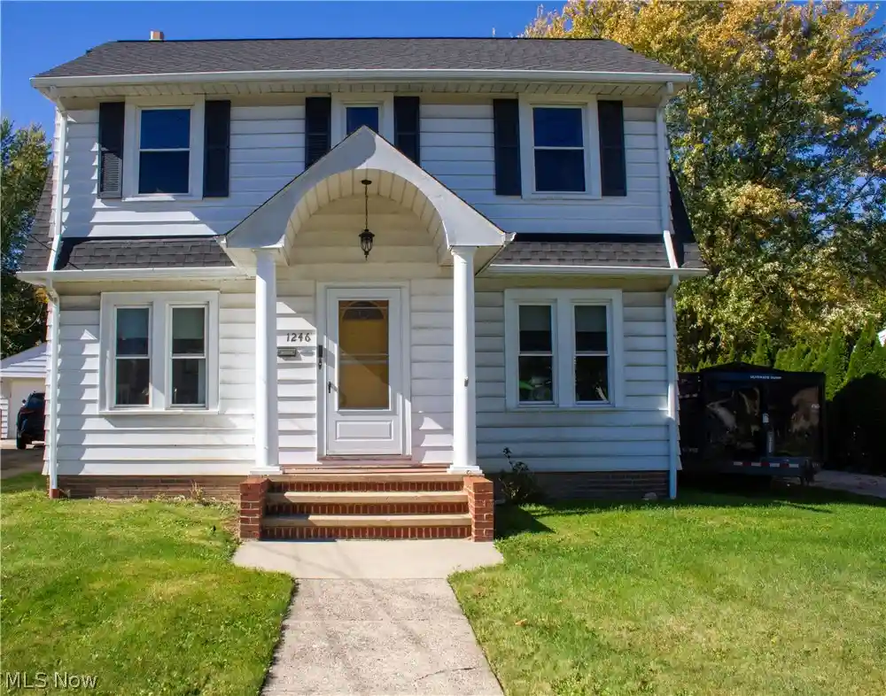 Photo 1 of Single family home for sale at 1246 Lander Rd, Cleveland, OH 44124 | MLS# 5254218 | Listing updated on 2026-10-29