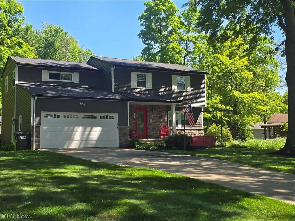 Single family home for sale at 9443 Ledge Acres Dr, Macedonia, OH 44056 | MLS# 5254329
