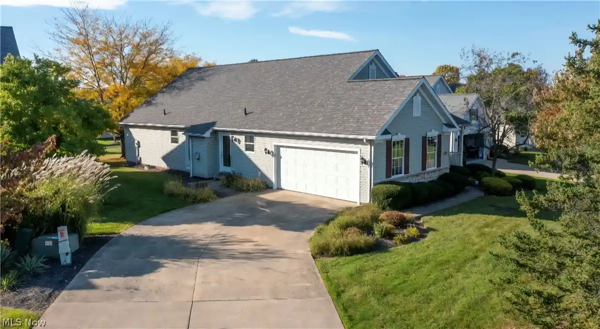 Photo 1 of Single family home for sale at 10258 Mayapple Pl, Broadview Heights, OH 44147 | MLS# 5254341 | Listing updated on 2026-10-26