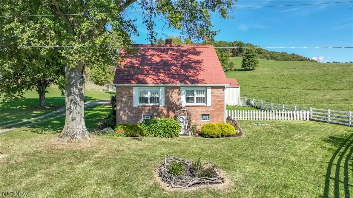 Single family home for sale at 9805 State Route 250 SE, Dennison, OH 44621 | MLS# 5254355