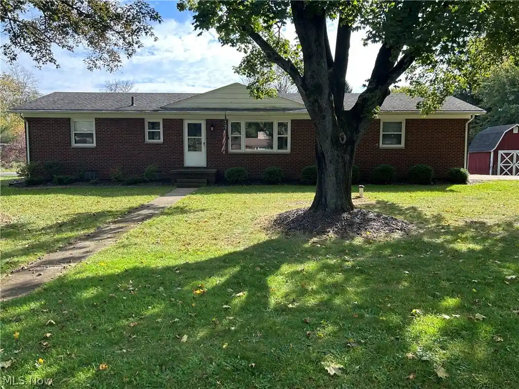 Single family home for sale at 2390 Eastport Dr, Akron, OH 44312 | MLS# 5254053