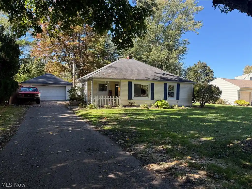 Photo 1 of Single family home for sale at 3195 Martha Dr, Geneva, OH 44041 | MLS# 5254158 | Listing updated on 2026-10-24