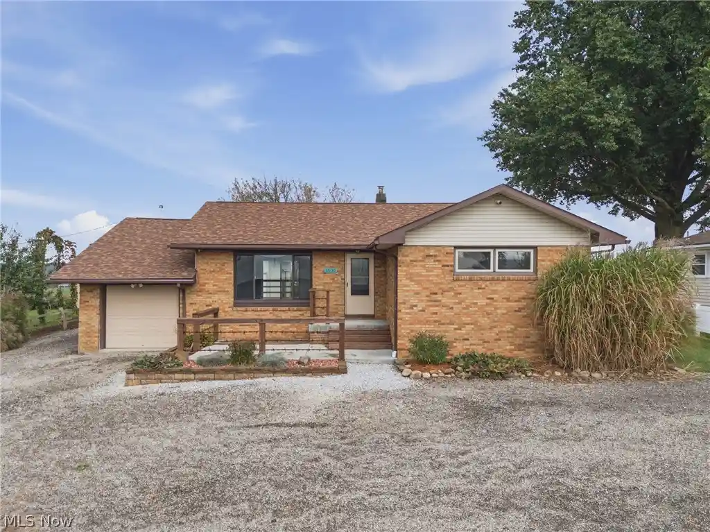 Single family home for sale at 11130 E Easton Rd, Rittman, OH 44270 | MLS# 5254539