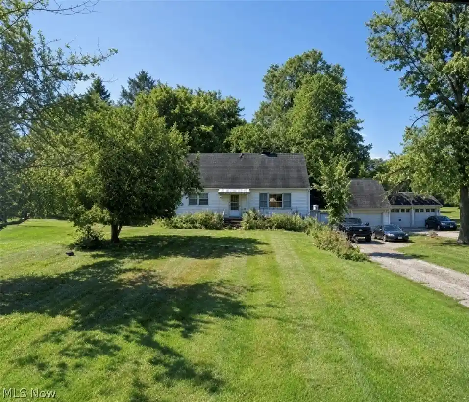 Photo 1 of Sale Pending at 6520 Hillside Rd, Independence, OH 44131 | MLS# 5253074 | Listing updated on 2026-10-20