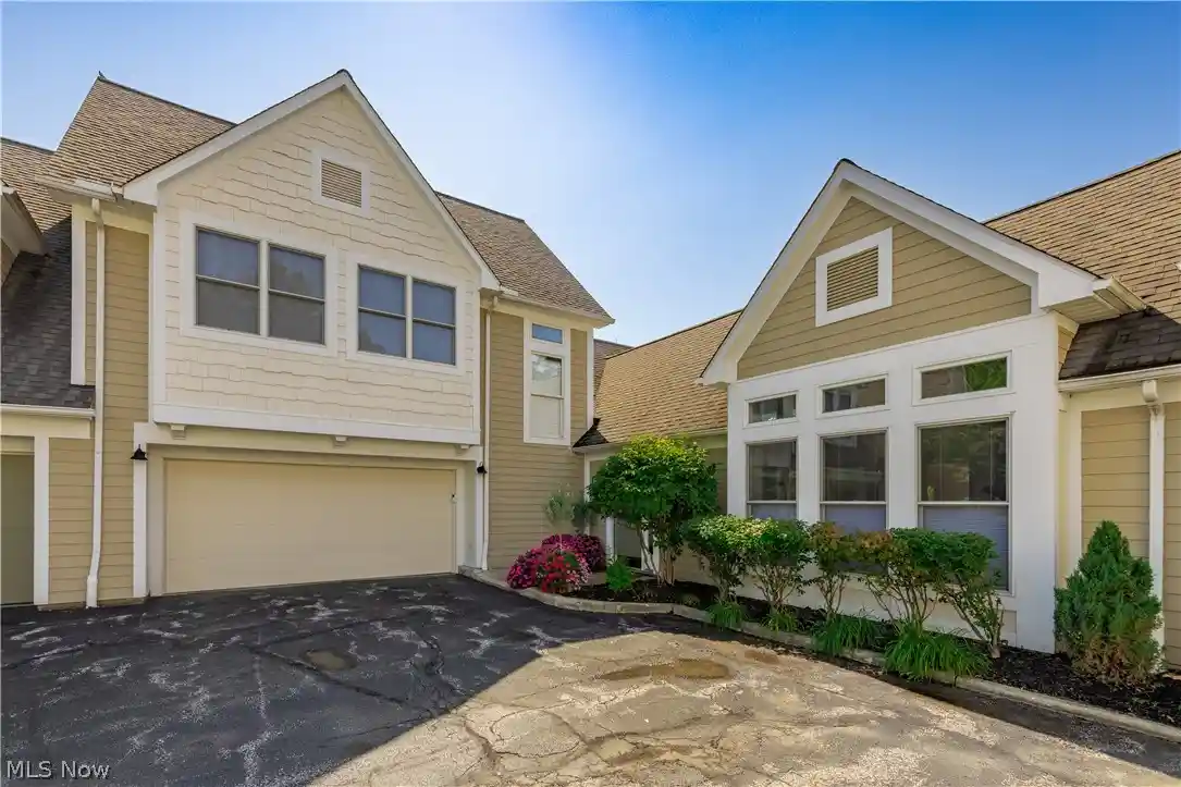 Photo 1 of Townhouse for sale at 3727 Millikin Ct, Cleveland Heights, OH 44118 | MLS# 5254345 | Listing updated on 2026-10-24