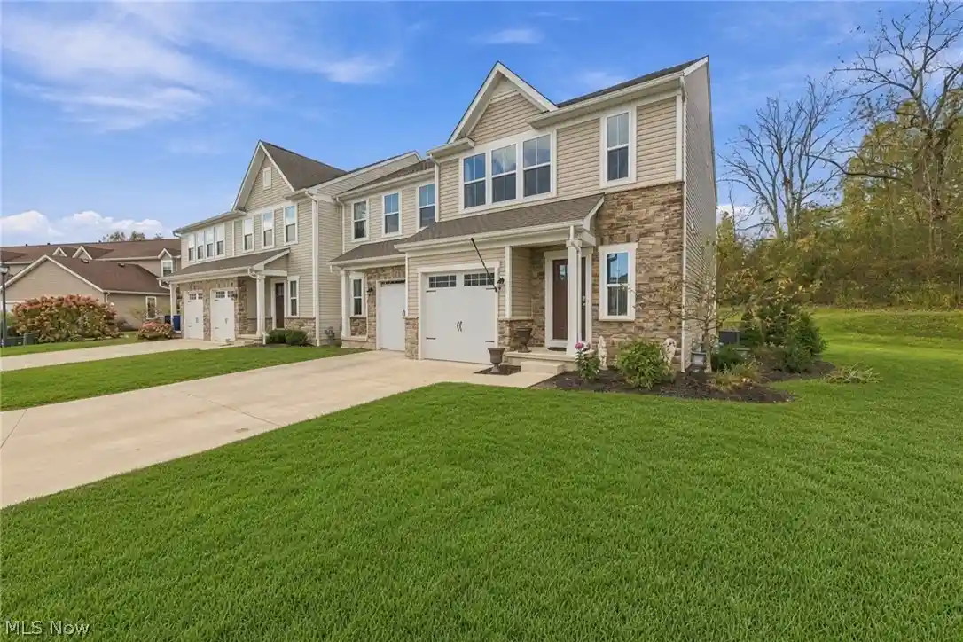 Photo 1 of Townhouse for sale at 1055 Meadow Run, Akron, OH 44321 | MLS# 5254623 | Listing updated on 2026-10-27
