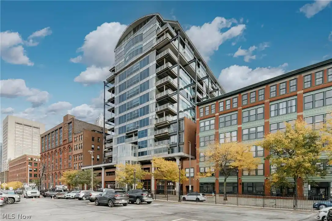 Condo for sale at 701 W Lakeside Ave #502, Cleveland, OH 44113 | MLS# 5253259