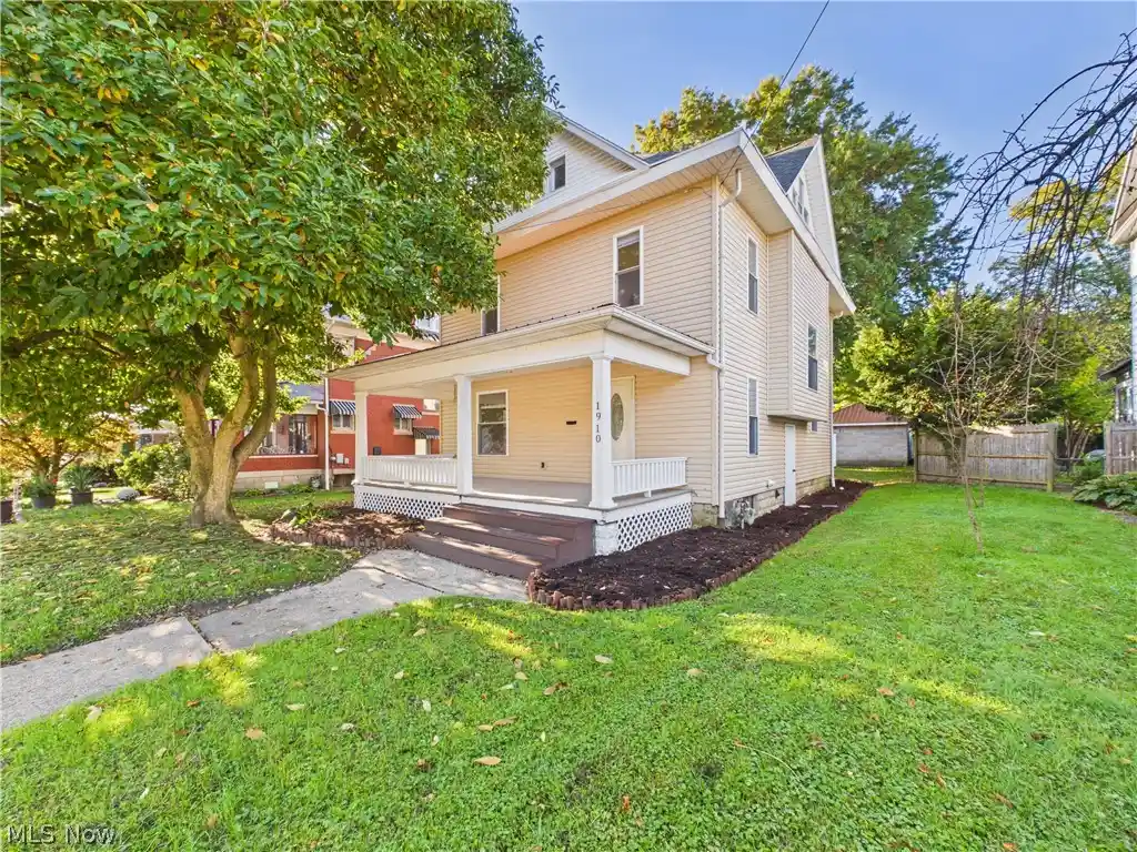 Photo 1 of Single family home for sale at 1910 19th Street, Parkersburg, WV 26101 | MLS# 5253151 | Listing updated on 2026-10-23