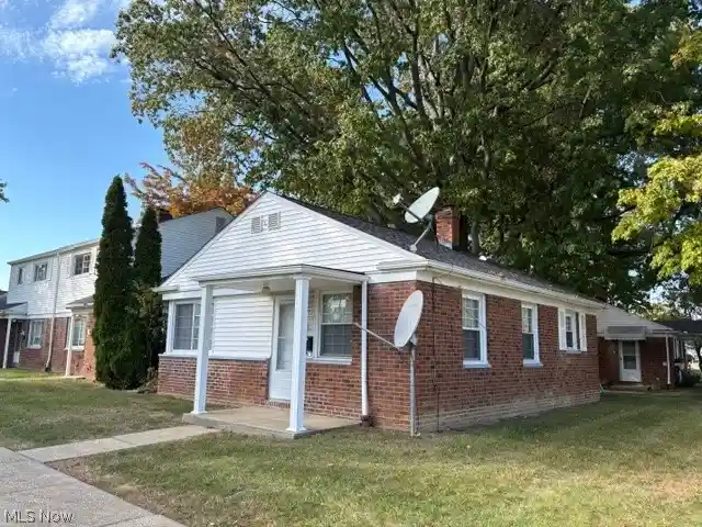 Photo 1 of Condo for sale at 272 E 235th Street, Euclid, OH 44123 | MLS# 5252613 | Listing updated on 2026-10-21