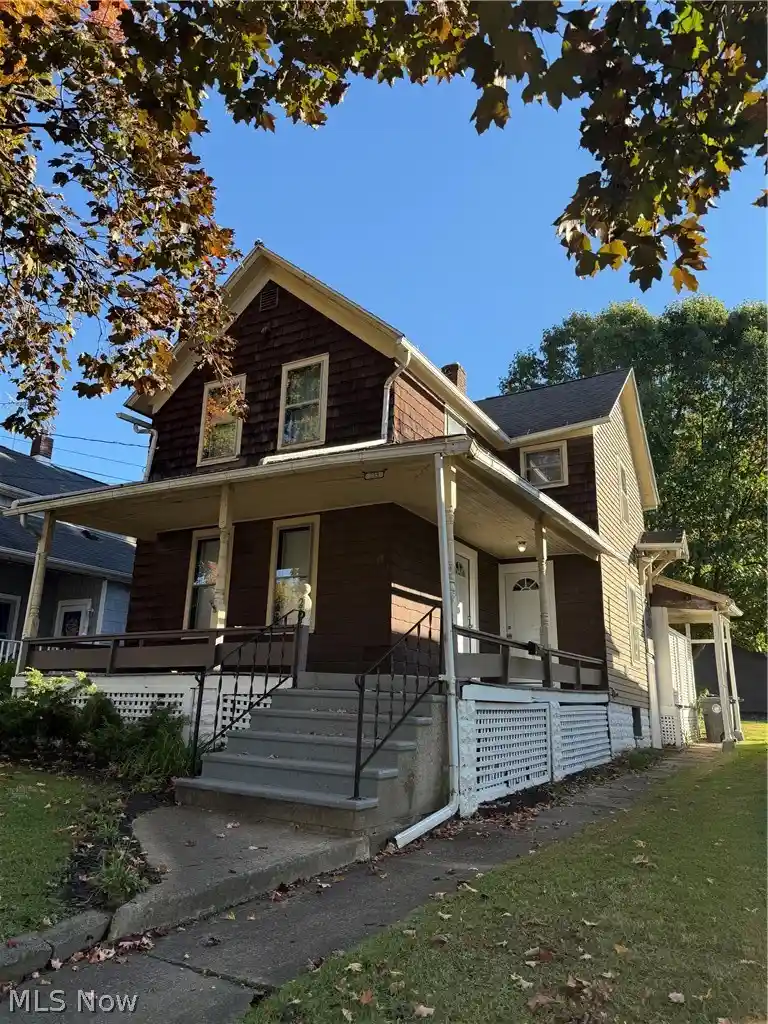 Single family home for sale at 233 Westwood Ave, Akron, OH 44302 | MLS# 5254814