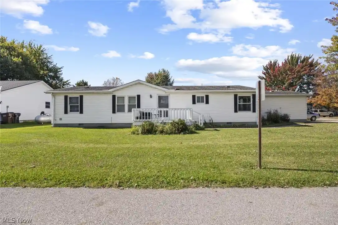 Single family home for sale at 454 Stable Dr, LaGrange, OH 44050 | MLS# 5255036