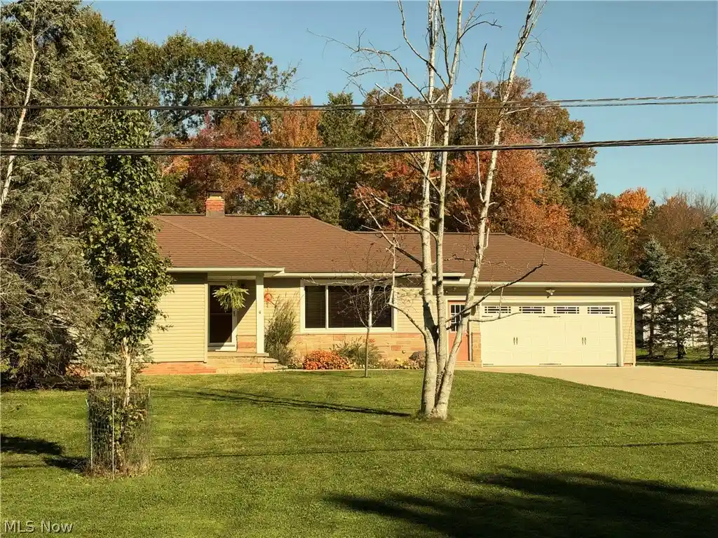 Photo 1 of Sale Pending at 4694 Maple Ln, North Royalton, OH 44133 | MLS# 5254789 | Listing updated on 2026-10-24