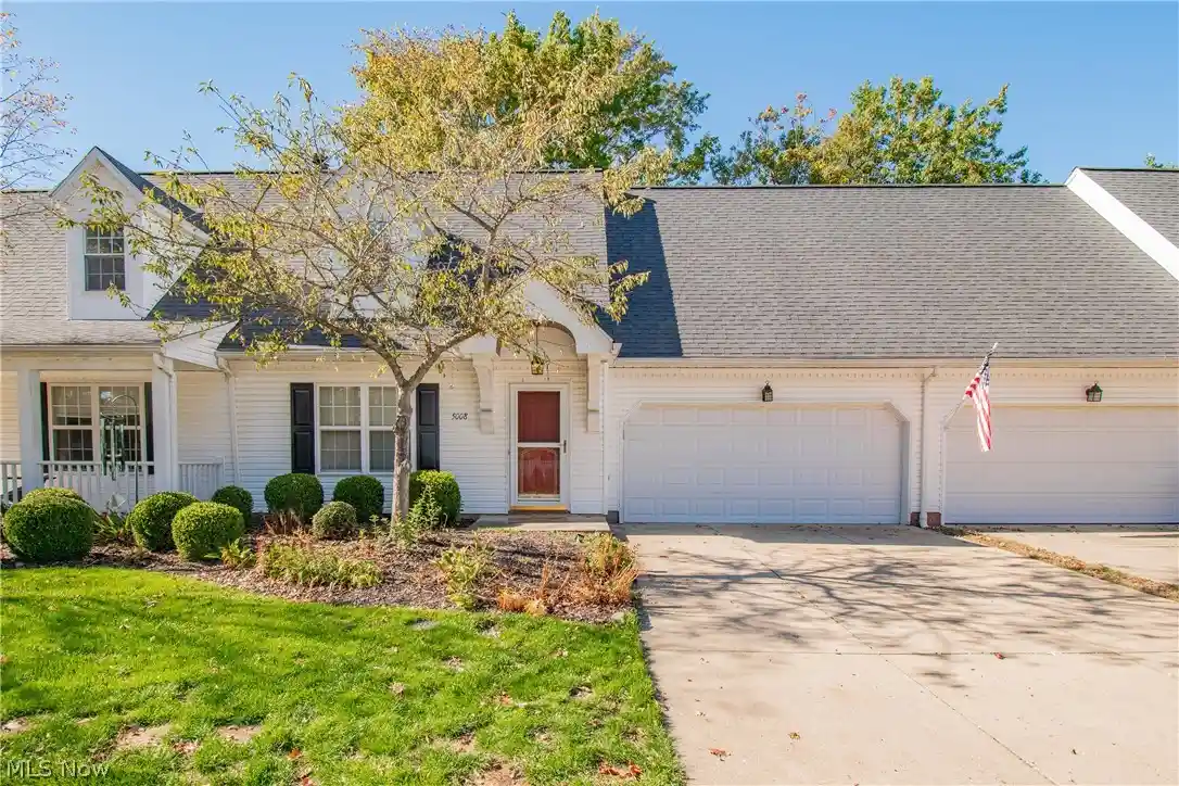 Condo for sale at 5008 Pine Point, Stow, OH 44224 | MLS# 5253556