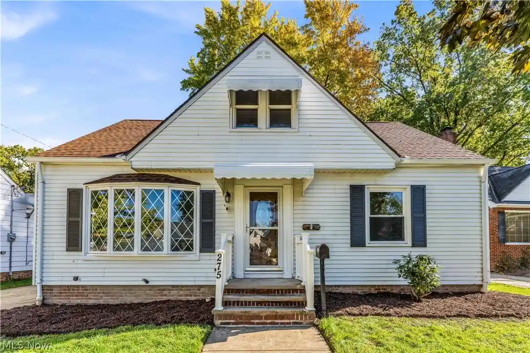 Photo 1 of Single family home for sale at 275 E 286th Street, Willowick, OH 44095 | MLS# 5253883 | Listing updated on 2026-10-28