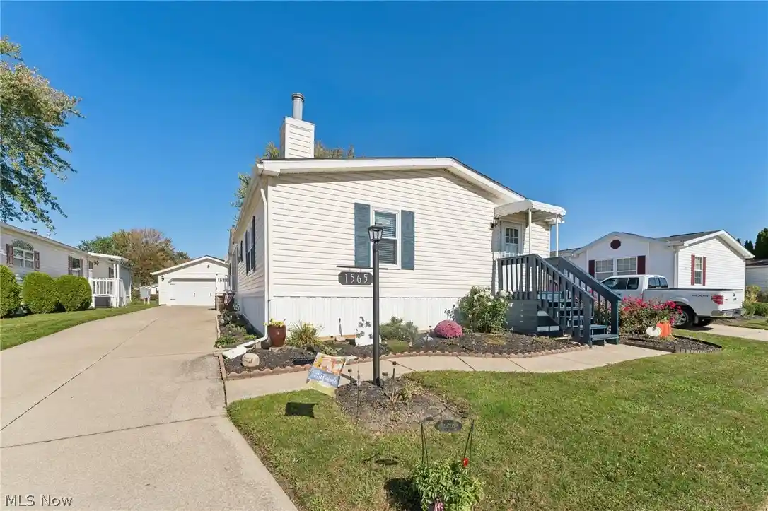 Photo 1 of Single family home for sale at 1565 Birdie Ln, Painesville, OH 44077 | MLS# 5255116 | Listing updated on 2026-10-22