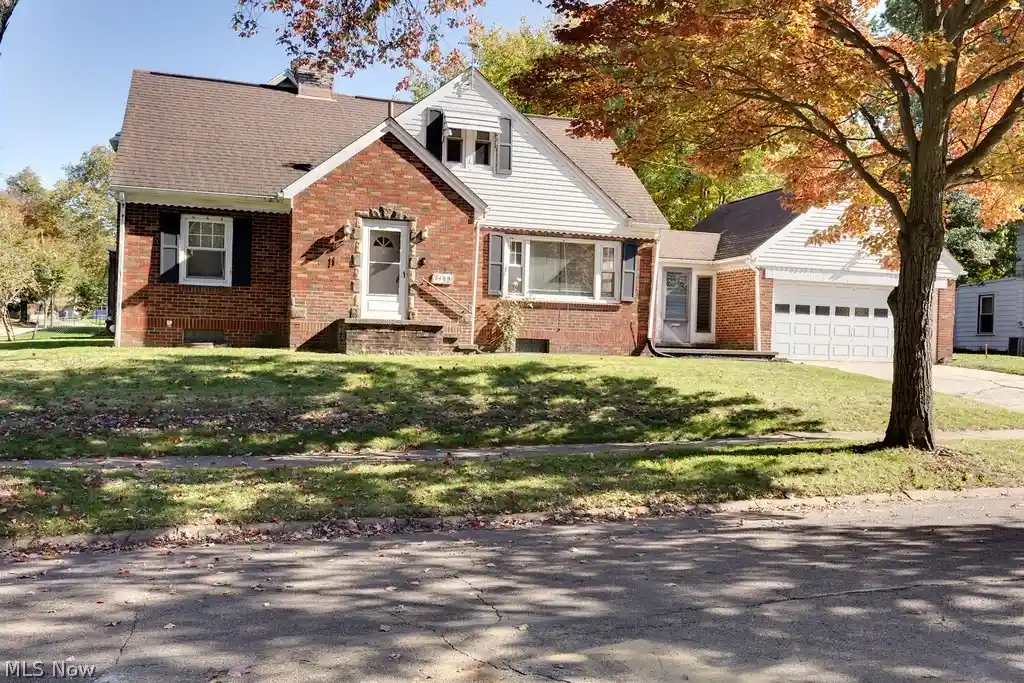 Single family home for sale at 1409 Beardsley St, Akron, OH 44301 | MLS# 5254933